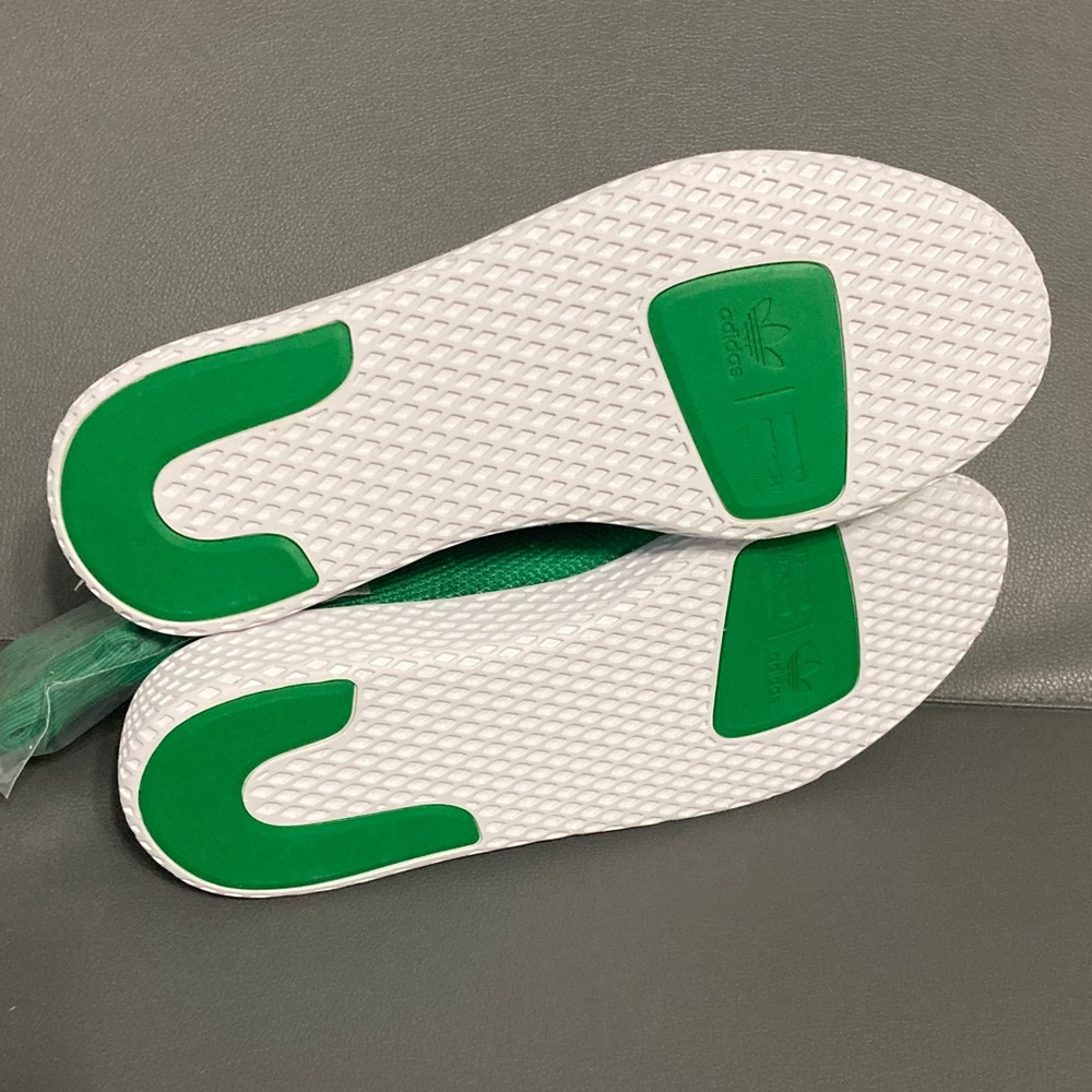 Adidas Pharrel Williams Green Sneakers - Picture 6 of 7